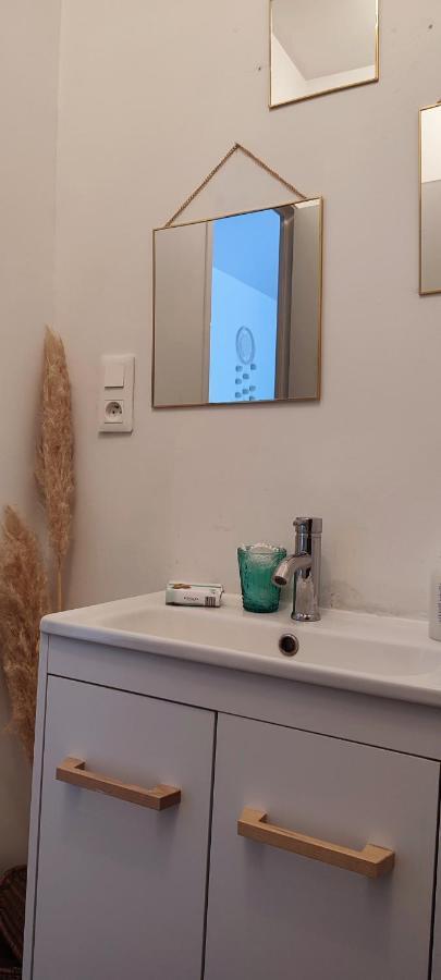 L'Appartement 7 - Centre Ville-Parking-Tv-Wifi Tarbes Exteriör bild